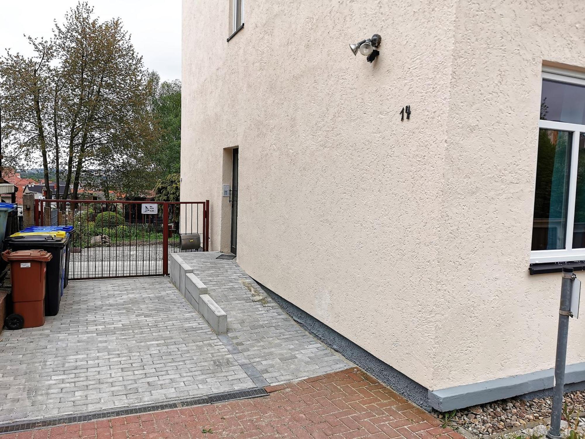 Bohnapartments - Stadtblick Zechenhaus - Balkon - Gratis Parkplatz - Wlan - Sehr Ruhig - Barrierearm Ilmenau Luaran gambar